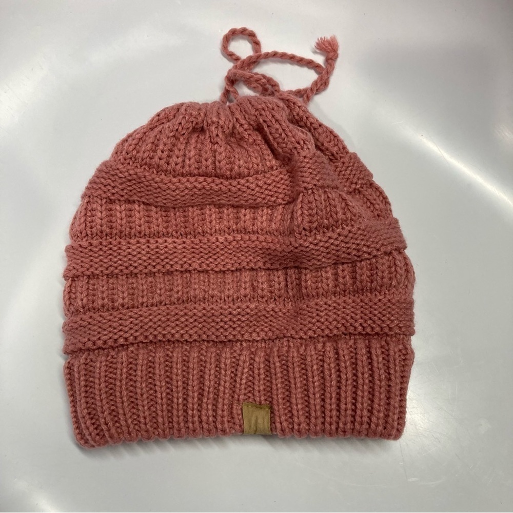 SO ponytail hat pink one‎ size